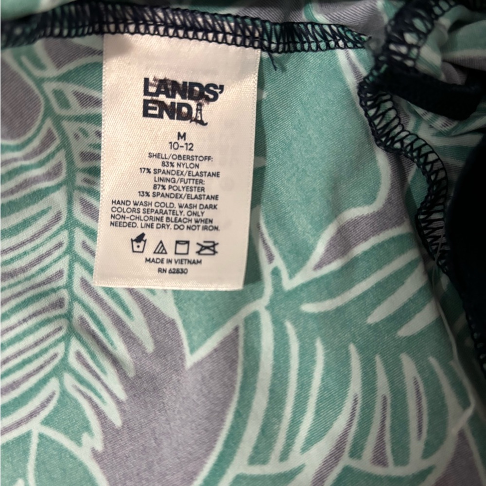 Land’s End Flutter Tankini - Picture 6 of 6